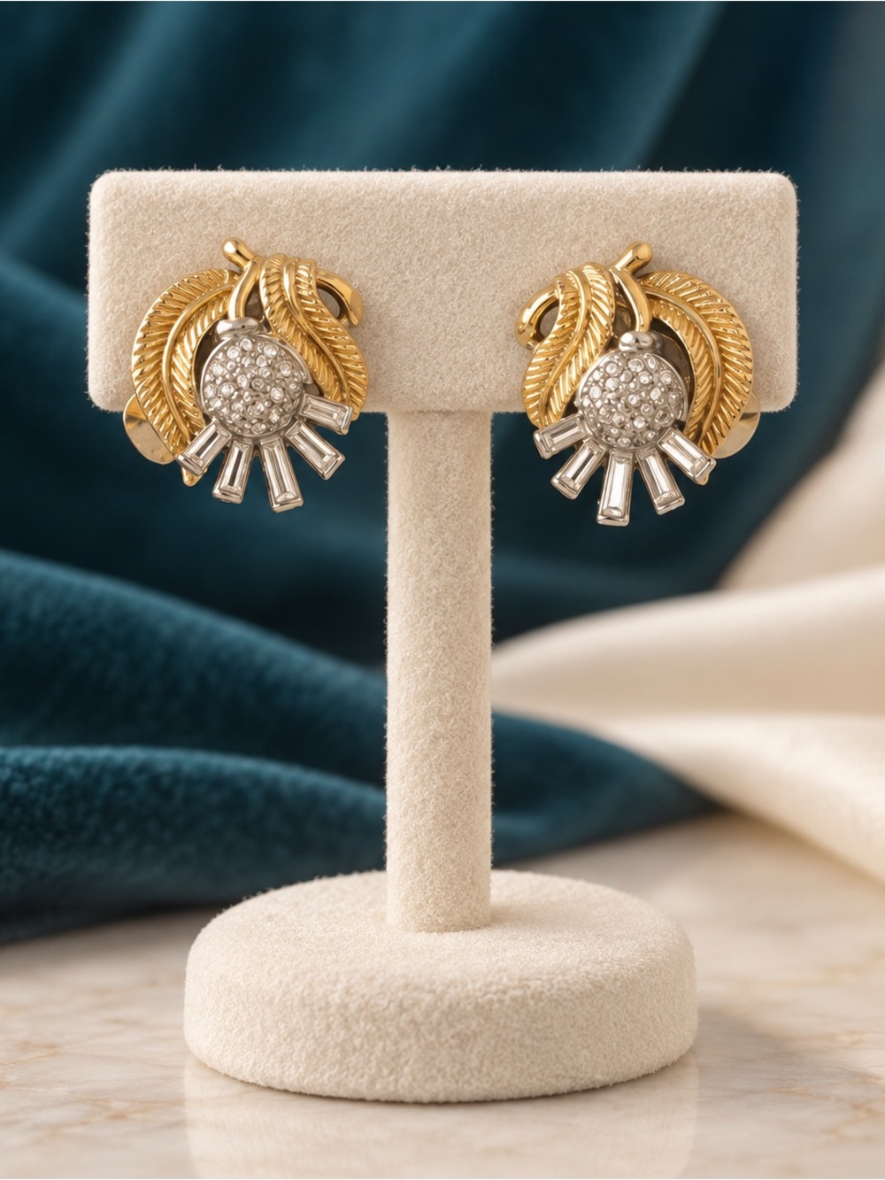 Vintage Crown Trifari Thistle Flower Rhinestone Clip-On Earrings
